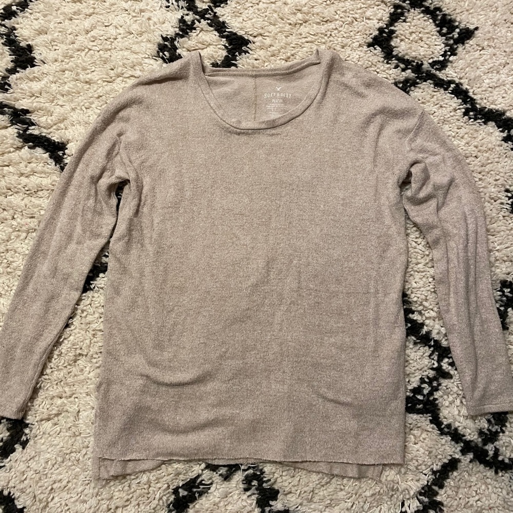 American Eagle long sleeve